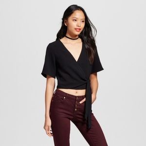Xhilaration Women's Cropped Tie Wrap Top
